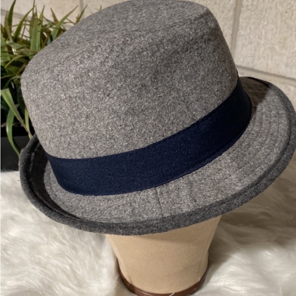 Old Navy Fedora large size​​​​​​​​​​​